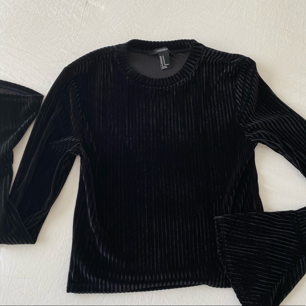 Black bell sleeve ribbed top